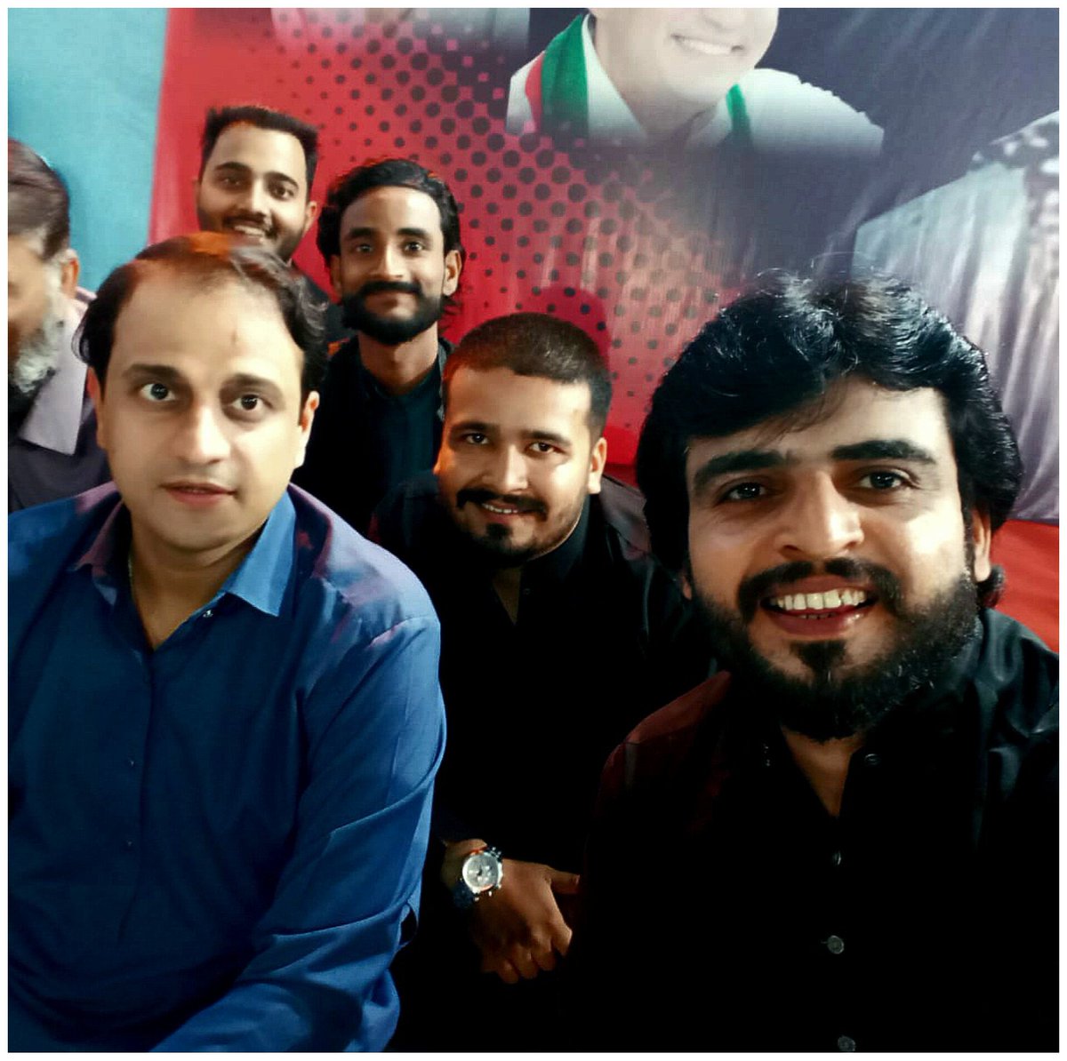 FahadIntizarPPP's tweet photo. Selfie with Spoke Person Gov of Sindh Barrister @murtazawahab1, President PSF Sindh @psfmansoor, SVP @kaleembhuttapsf Inf Sec @sheryarbhagat &amp; GS PSF KHI @JamshedAlamKha5. https://t.co/ThFS6arjBR