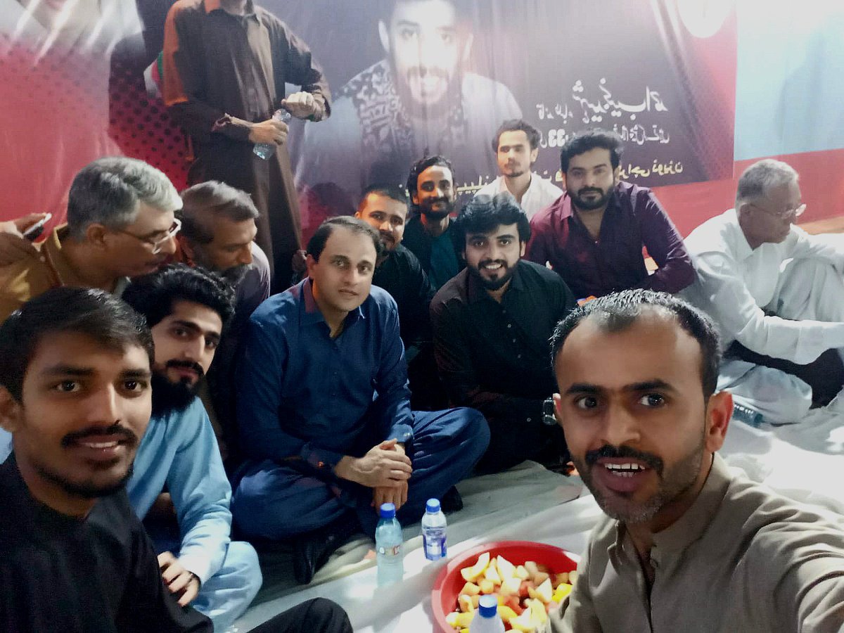 FahadIntizarPPP's tweet photo. Selfie with Spoke Person Gov of Sindh Barrister @murtazawahab1, President PSF Sindh @psfmansoor, SVP @kaleembhuttapsf Inf Sec @sheryarbhagat &amp; GS PSF KHI @JamshedAlamKha5. https://t.co/ThFS6arjBR