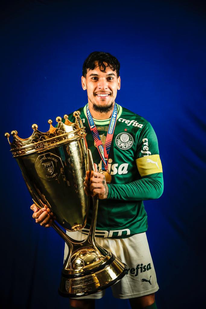 Muy feliz por estar entre los mejores del @paulistao 2023 .
Dedico este premio a todos mis compañeros, a mi familia, a todos los funcionarios alviverdes y a la hinchada #avantipalestra 🐷💚