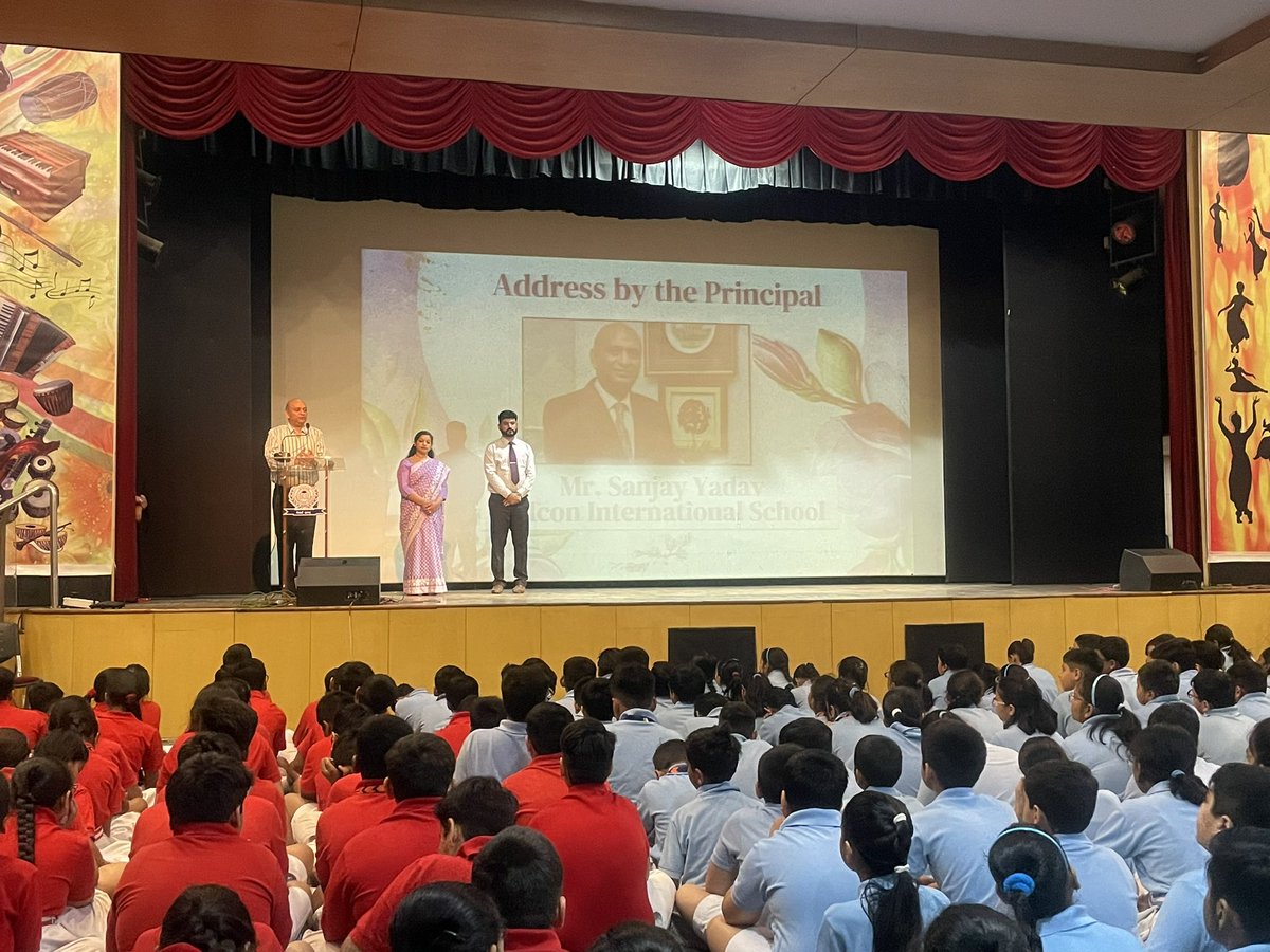 imran_risha's tweet photo. With every new academic year, comes  new learning.. New adventures.. New opportunities.. Middle Section conducted its first- Introductory cum Welcome Assembly to kickstart the session with full zeal! ⭐️ With the blessings of our mentors @y_sanjay @sunandask21 @pntduggal https://t.co/7kMfBXiyG1