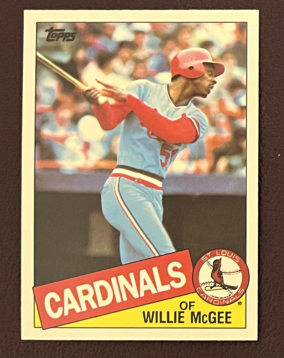 ScribSports's tweet photo. #MailDay: Never have pursued Tiffany cards, but when I saw this one really cheap, I figured Iโd grab it. Not sure it I should count it as part of my #1985Topps card 757 #OneCardCollection or not, but glad to have it!
#StLCards https://t.co/LYoJctN9zu