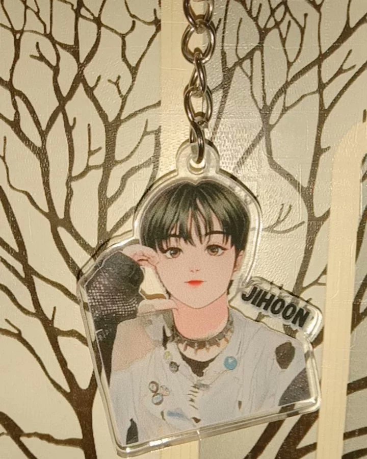 egggpuding_'s tweet photo. WTS 
- Keychain Treasure
- 💰 20K
- dom depok

link shopee : https://t.co/m0sR7XKc85 https://t.co/rez3ZbzKIO