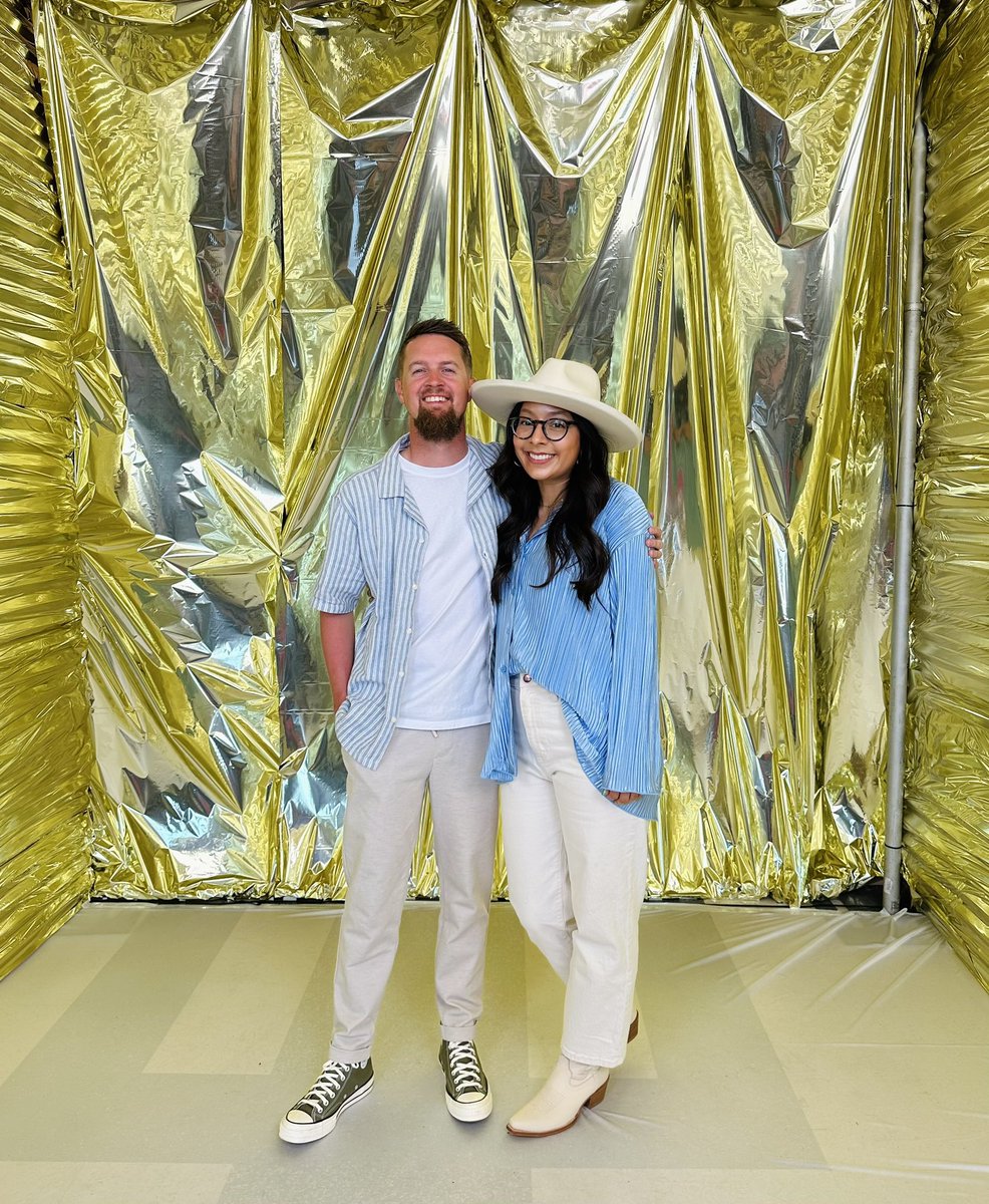 Happy 4th Anniversary to two of the very best. I love you SOO much @ryanwoods_and Danya!