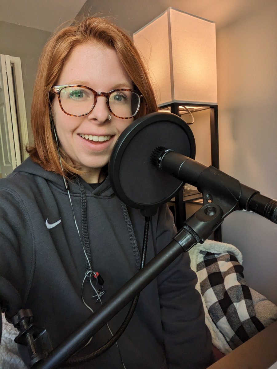 I just recorded two podcasts with @HelloPhD and @jdhallphd! I'll be sharing about my grad school experience and the steps of how I have pursued a career in Medical Writing! Stay tuned for next week 👀