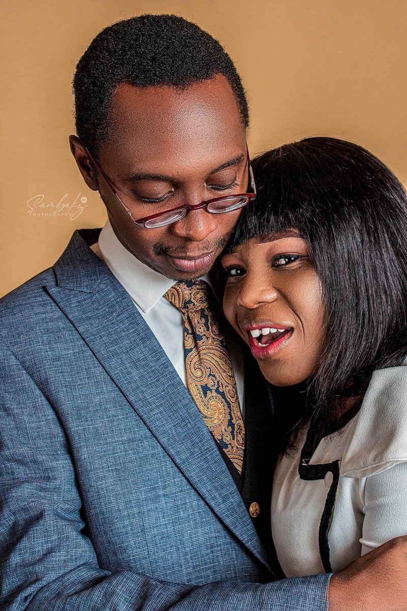 ptemiloluwaola's tweet photo. #MyCompassDaily
COUNSEL TO A YOUNG WIFE (III)

As we drove out that evening, I had an internal debate about whether I should talk to my wife or not.

I finally told my her, “there is something I would like to tell you, and I hope you will not be annoyed”... https://t.co/j1w7G6TZpX