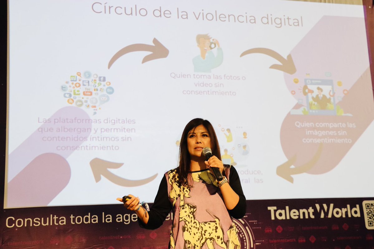 Carmen Julia tweet media