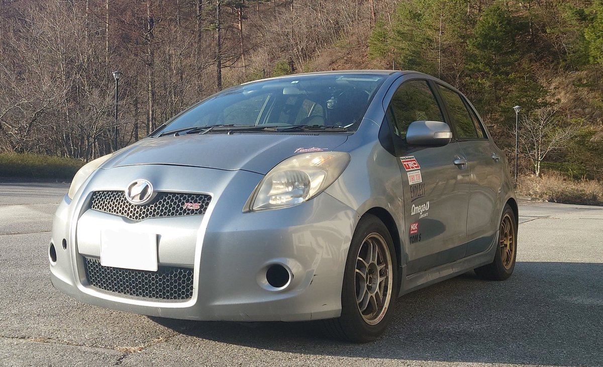 #走る個人情報
フォグ無しでシルバーのTRD Racing
自分の住んでる県内で他にTRD Racingが居るの見た事ない・・・