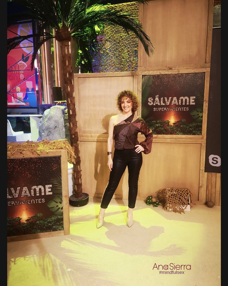 anasierraes's tweet photo. 🌴🥥 🐠
#supervivientes  #salvame #telecinco #mediaset
🏝️
#mindfulsex ® #sexualidadesvida #AnaSierra #psicologa #sexologa #escritora #comunicadora #terapiadepareja #dandoapollo 🐥 https://t.co/3qTiKDNu2J
