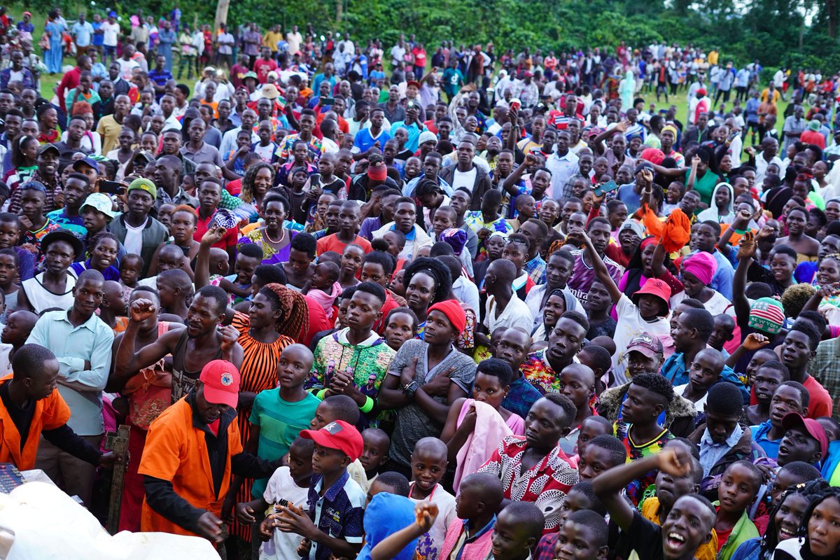 flaviakalule's tweet image. KABUYE - NABAGABE EASTER CUP TOURNAMENT FINALS.
On Easter Sunday, we had the Finals of the Tournament at Kyanamugera Play ground, Nalutuntu Subcounty, Kassanda  South Constituency. The final football match was between Kyanamugera &amp;amp; Kyamusota. Congratulations to Kyanamugera!