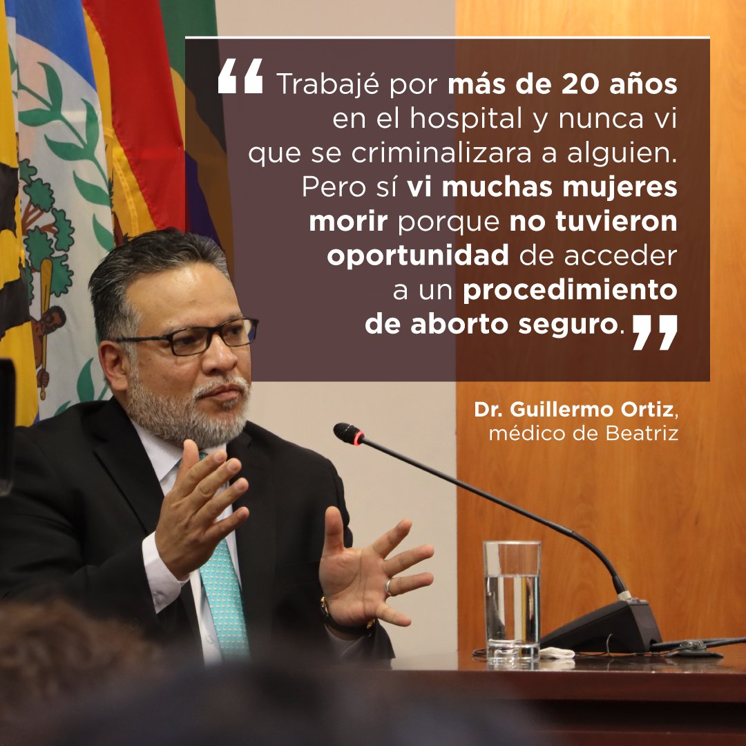 En #ElSalvador 🇸🇻, la incertidumbre y el temor que genera a los médicos la posibilidad de ser sometidos a un proceso penal por ejercer su función, obliga a las mujeres buscar opciones por fuera del sistema de salud.
#JusticiaParaBeatriz