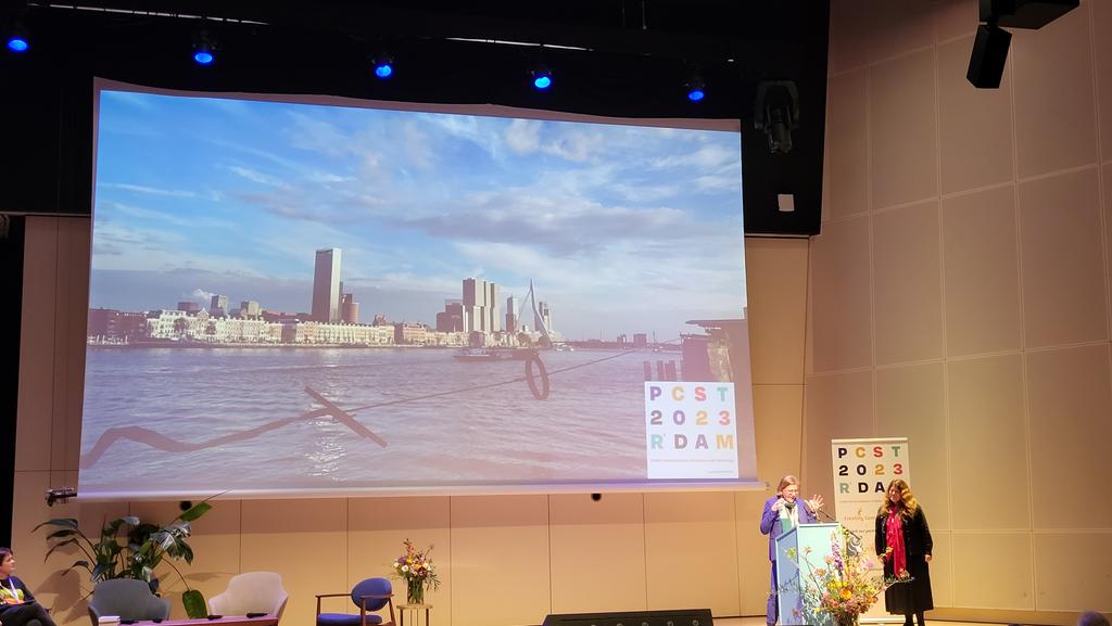 SilviaSimonR's tweet photo. Ara sí, inaugurem el @PcsTconference #PCST2023! Tres dies plens de xerrades amb 700 participants! La comunicació de la ciència al públic d'arreu del món a #Rotterdam! Promet! @c4dudg @IQCCUdG @univgirona #WikiSciW #CLowCoRe @Magsci https://t.co/62ydNxg3JL