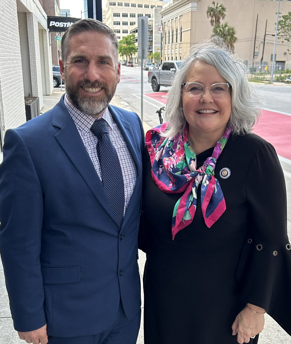 Had a great day at the Capitol on behalf of <a href="/TASPA3/">TASPA</a>! I learned a great deal and look forward to future visits with <a href="/KrondaForTexas/">Kronda Thimesch</a> and <a href="/TanParkerTX/">Senator Tan Parker</a>. Thank you to their staff members!