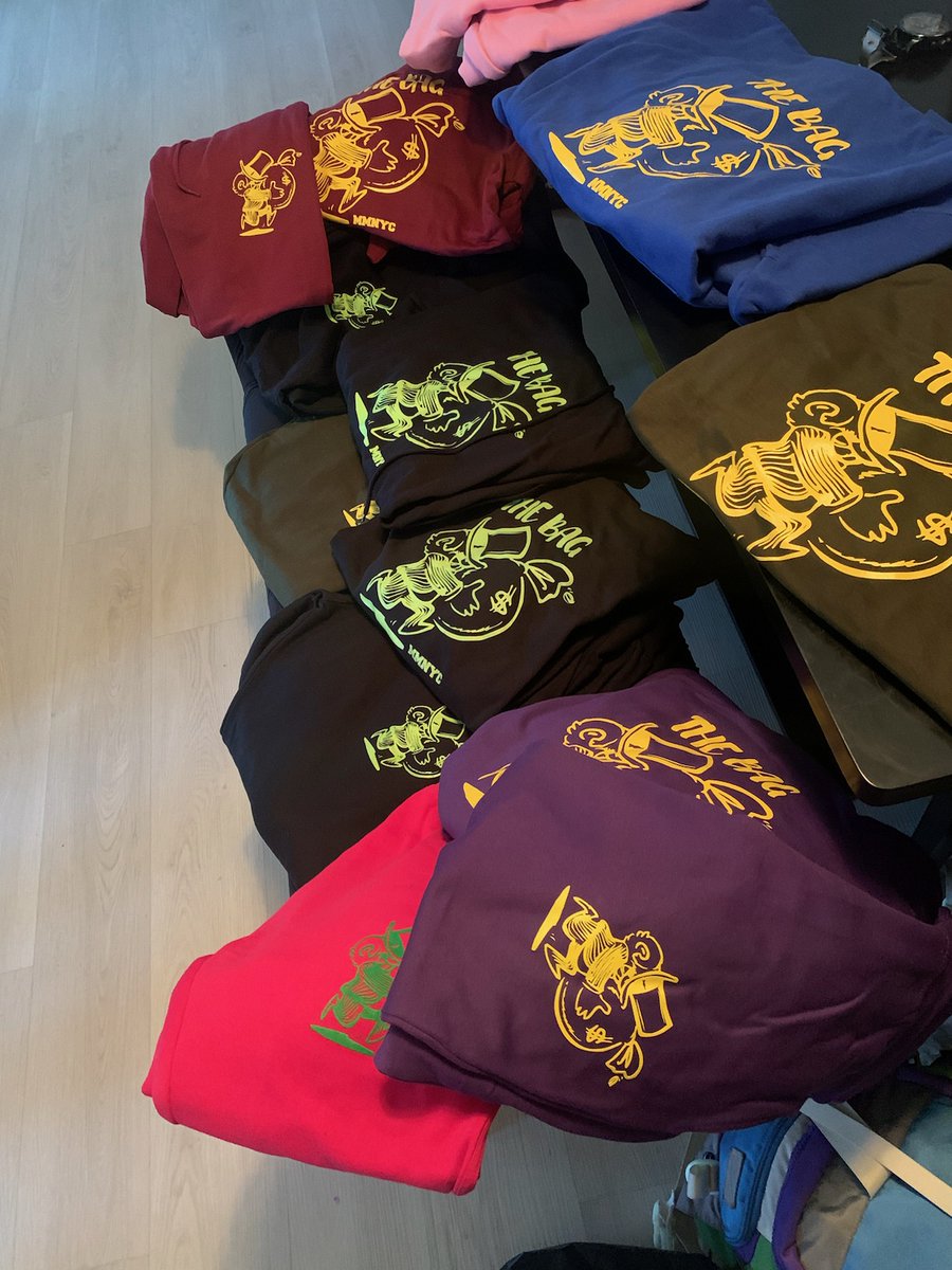 IPutTheHoodOn's tweet photo. Those #MUNNYMADE #TheBag Sweatsuits, Hoodies &amp; Crop Hoodies On Deck .. 🔥🔥 @DrillMediaGrp @porshacarreraxx @GoGoFukMe3x @JaylaPage10 @muvaphoenixxx @NigerianAmazon @StarrJayden @itsjordyduh @TherealMsL0ndon @wewantdiamondj_ @yumtheebossxxx @MiMi_Curvaceous @GeminiLovell3x1 https://t.co/m8JxpeWaan