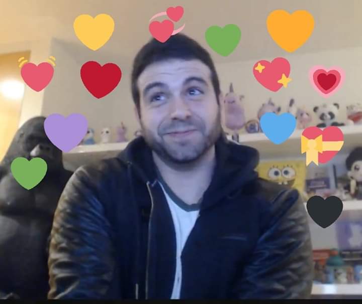 VegettaGIF's tweet photo. @vegetta777 Feliz Cumpleaños mi niño💜
#27AñosPorSiempre https://t.co/YXb51R8zPN