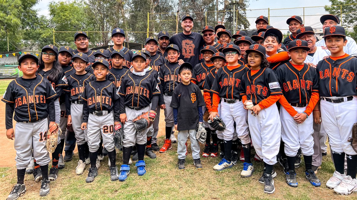 En el día de hoy los #SFGigantes anunciaron un patrocinio multianual con dos nuevos equipos de la Liga Maya. La Liga Maya es una liga de béisbol sin fines de lucro para jóvenes en Ciudad de México parecida a la 'Little League Baseball and Softball' en Estados Unidos.