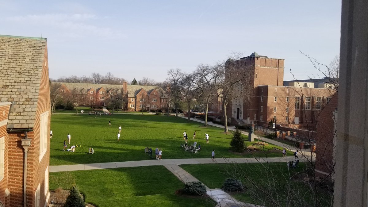 JimBurke63's tweet photo. What a great spring day to play out on the quad. It doesn't get much better than this! https://t.co/1ZA7aqXGvO