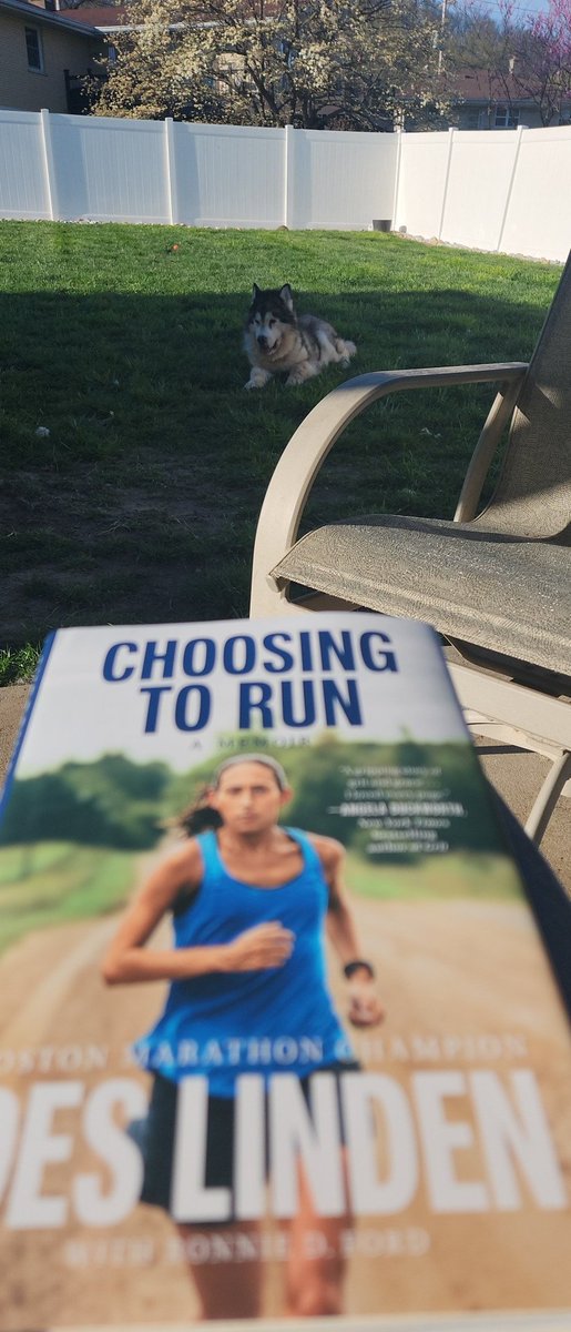 sputnam2014's tweet photo. Not a bad way to spend an afternoon @des_linden https://t.co/YgjWAsmg4D
