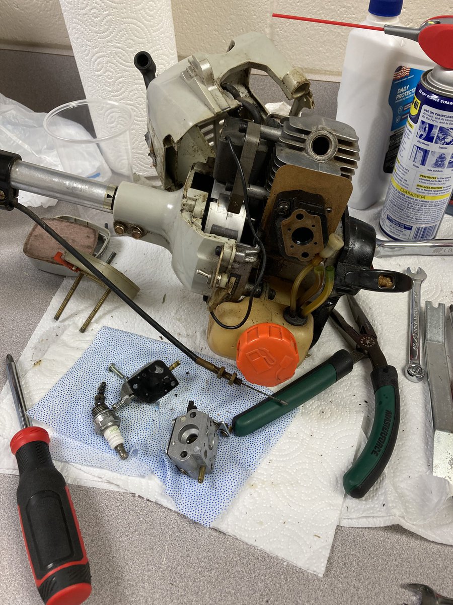 Mr. <a href="/ShawnPfanstiel/">Shawn Pfanstiel</a> ‘s Weed Eater is in the O.R.. 

<a href="/VikingsNW/">NWVikings</a> High School Small Engines Class believes the prognosis is good. Condition is listed as critical but stable at this time.  #ginwvikings