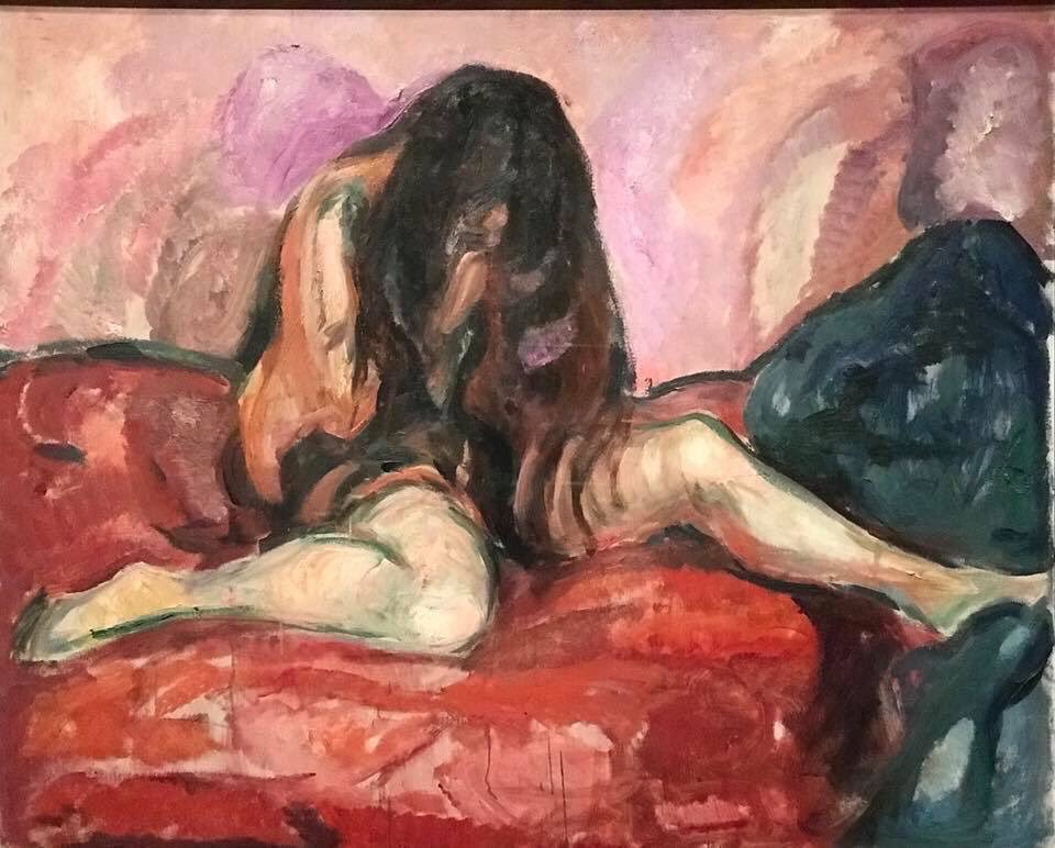 İnsan eninde sonunda kaçtığı gerçeklerden ve kendi kusurlarından kanayacaktır. Bana göre şaşmaz doğa yasalarından biri budur.