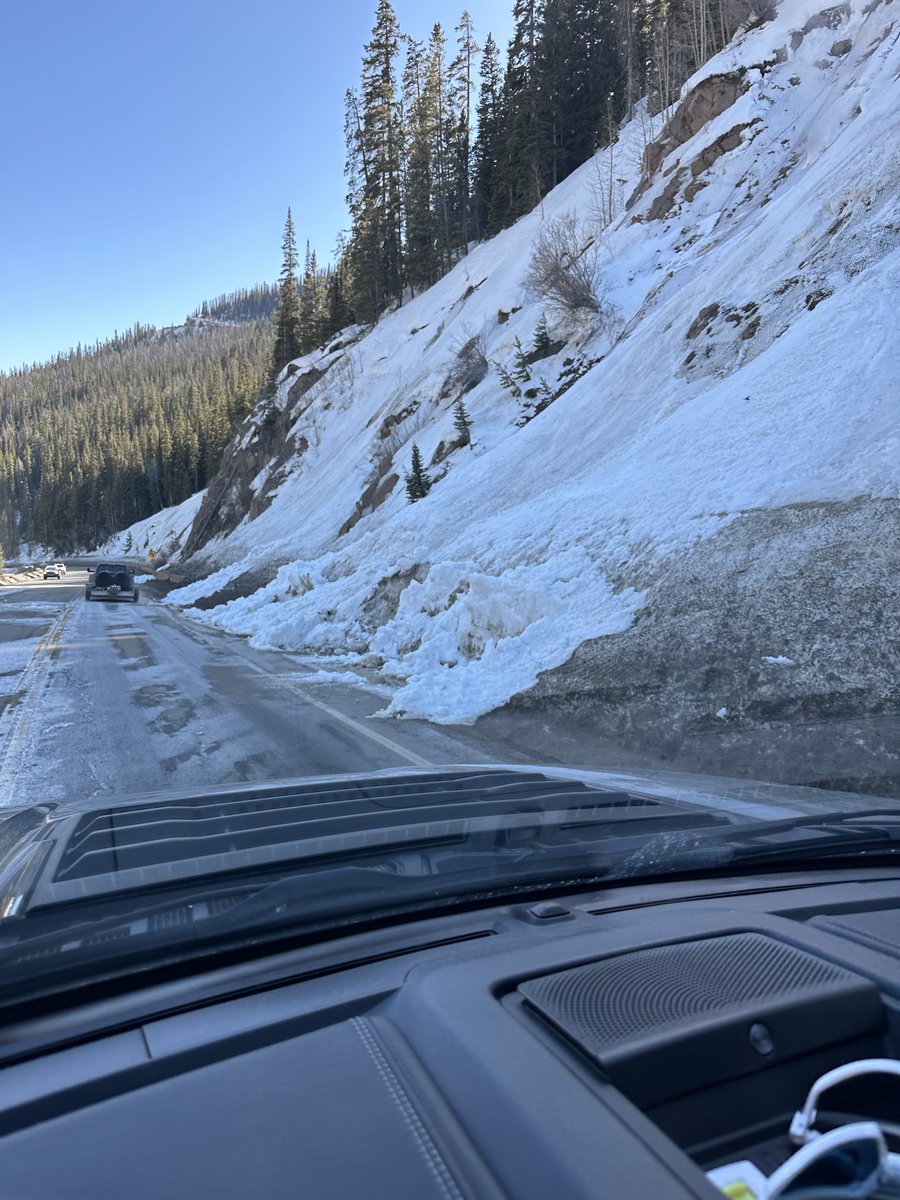 climb7moniz's tweet photo. Berthoud Pass Update 6 -1640. Open in both directions. https://t.co/SsbwSrT45z