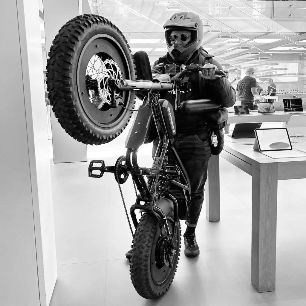 TechAndMusicFan's tweet photo. The weather is starting to break. So you know I’m back on my @Super73. If you see me rolling, please just move out the way!!! #BikeLife #Outside #Super73 #BackOutside #Rolling #RXMojave… https://t.co/26niXZIa0f https://t.co/BC3Fum5pTQ