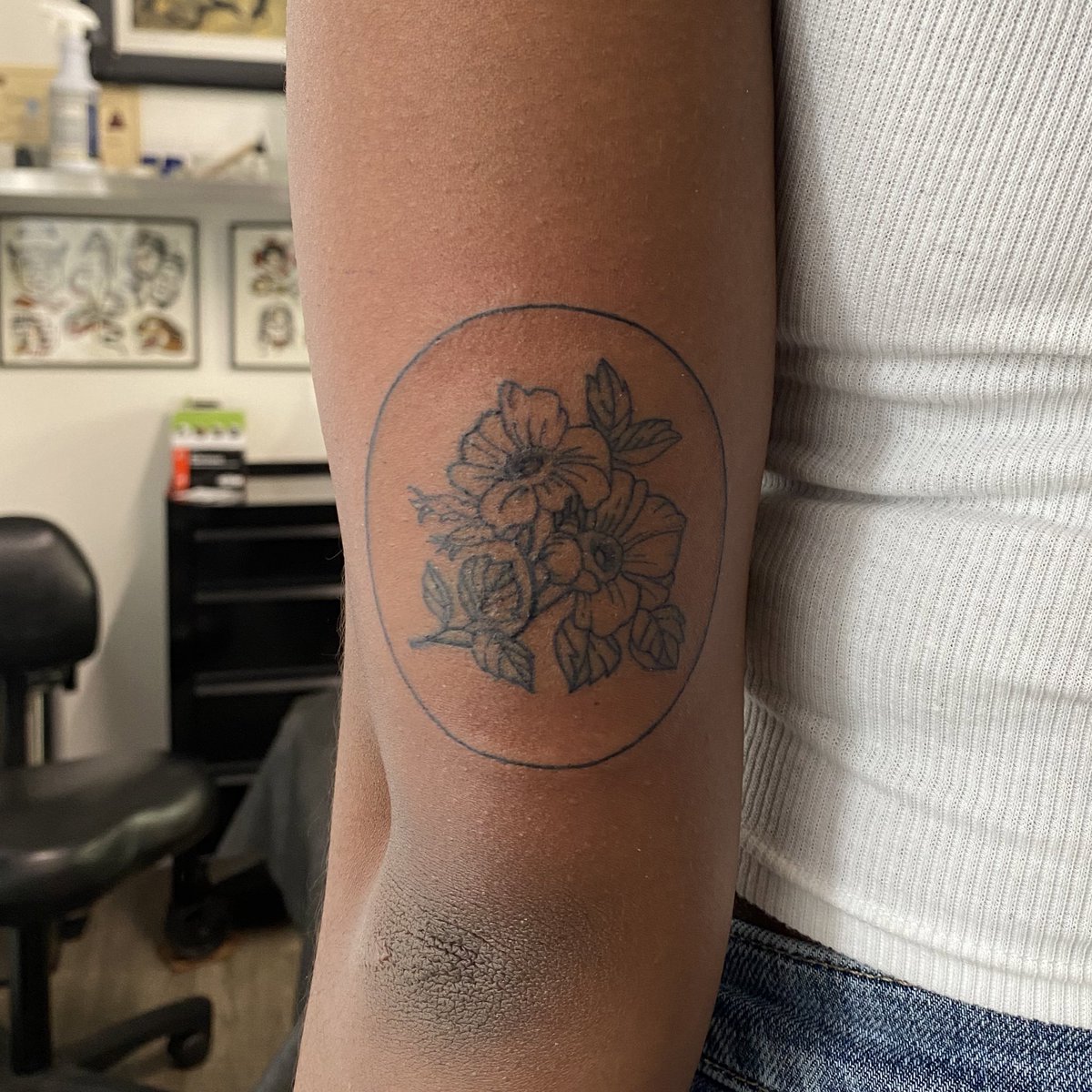 darth small tweet media