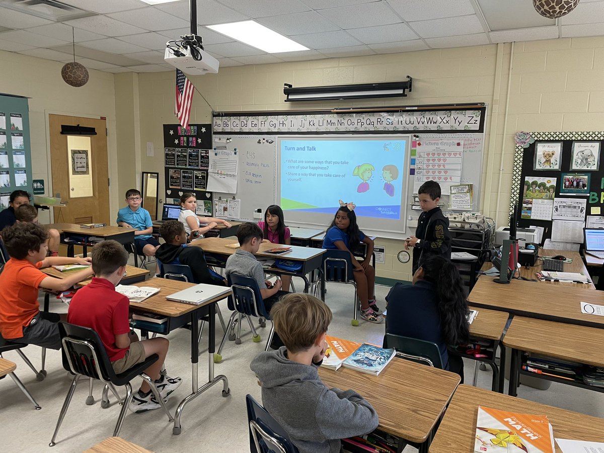 MissBrownFL1's tweet photo. #ConnectForSuccess student teacher of the day. Shane led a discussion with his classmates on how to maintain their own health and happiness ♥️😃 @CESCorkyBear https://t.co/p3d5Ow6OgR