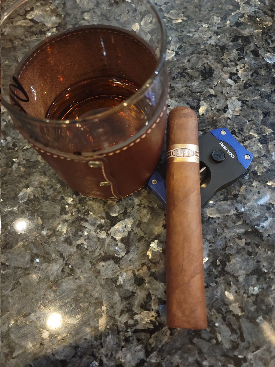 Cheers💨🥃
Elijah Craig BP and a BV560