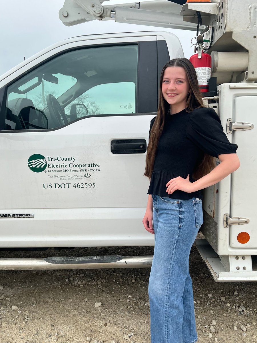 TCEC_MO's tweet photo. Congratulations to our 2023 Youth Tour winners, Mariah Buckallew and Kelsey Tallman, both students from Schuyler County R-1. Our 2023 Youth Tour Winners will visit Washington D.C. for a trip of a lifetime this summer! https://t.co/faedGNJrQK