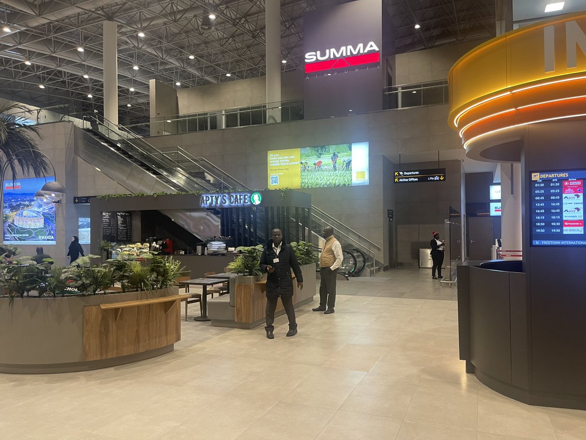 Uncle Chris🇸🇱🇩🇰 on Twitter "New airport terminal is beautiful 😍 