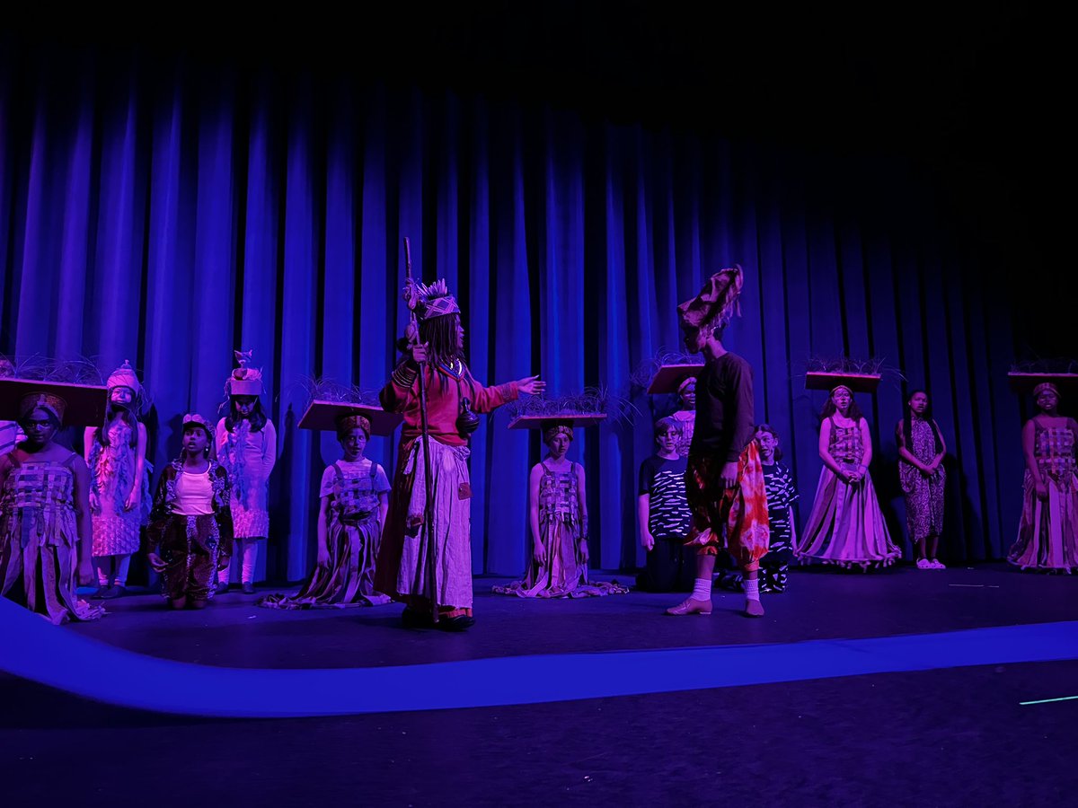 Ms Lincoln tweet media