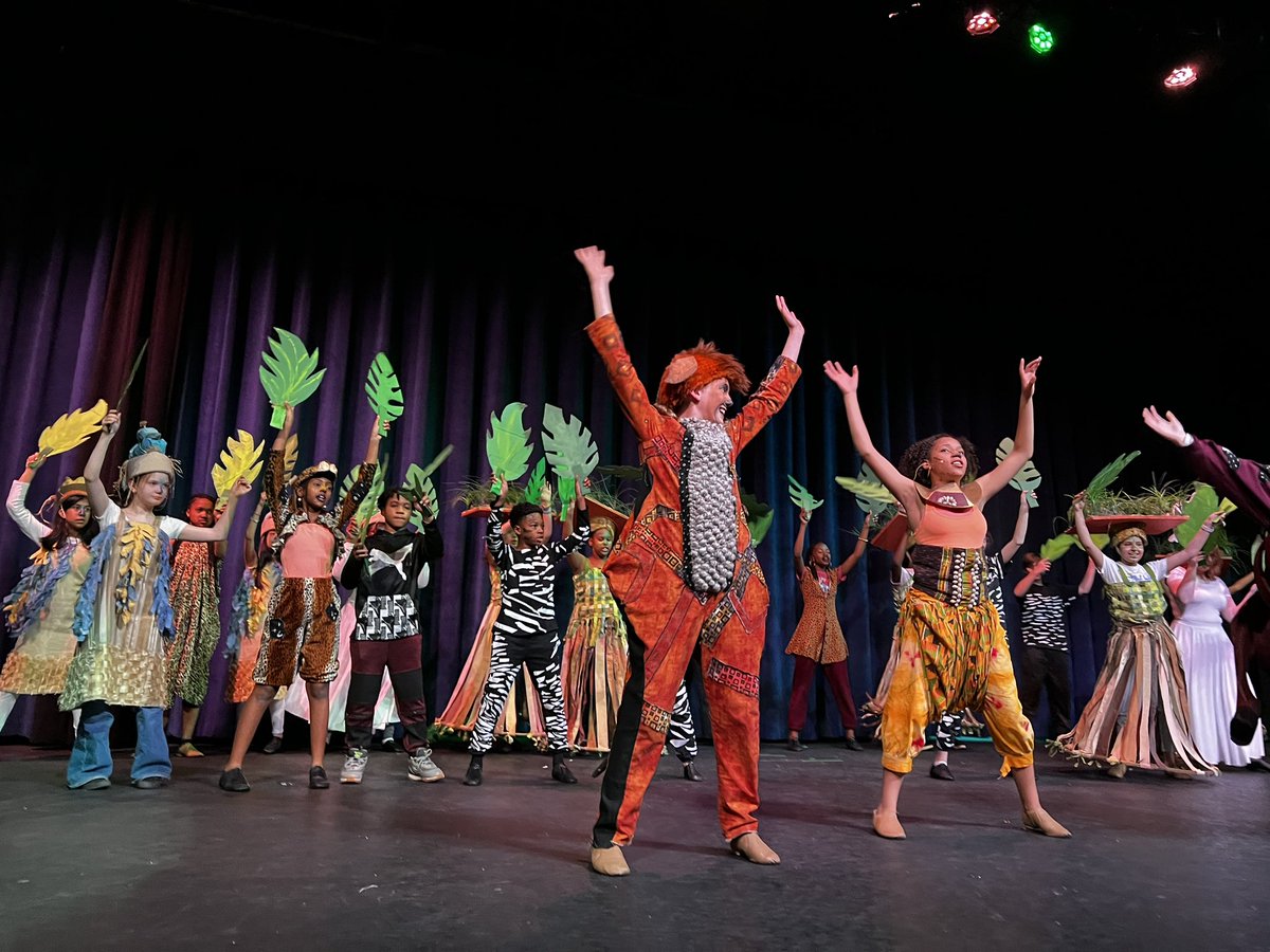 Ms Lincoln tweet media