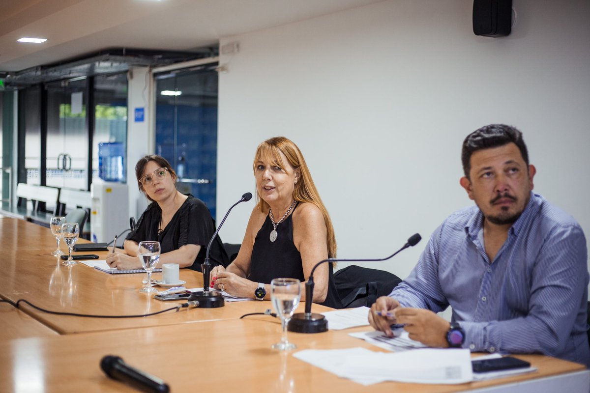 Ale_Torres60's tweet photo. PLAN DE METAS: AVANCES Y LOGROS✅📊
🙋♀️Presentamos ante la Comisión de Área Metropolitana, Nueva Gobernanza, Modernización e Innovación del @ConcejoCba los avances del #PlanDeMetas, el instrumento de planificación e información ciudadana de la @MuniCba https://t.co/NrHtDO4TH2