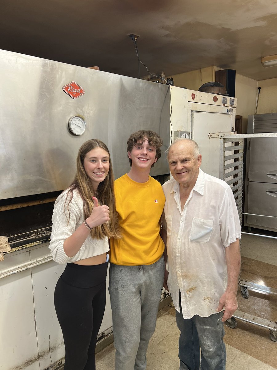 RyanRadke316's tweet photo. My Restaurant Management students working in their Restaurant Internships! A great hands on experience. Thank you business ownersπ
#ByronBears
@ByronBears #BearsDen #OttosBakery @ByronBearsHS #TTs #WildwoodBarandGrill #Sorellinas #Taphouse #5West https://t.co/J9M9woJ89g