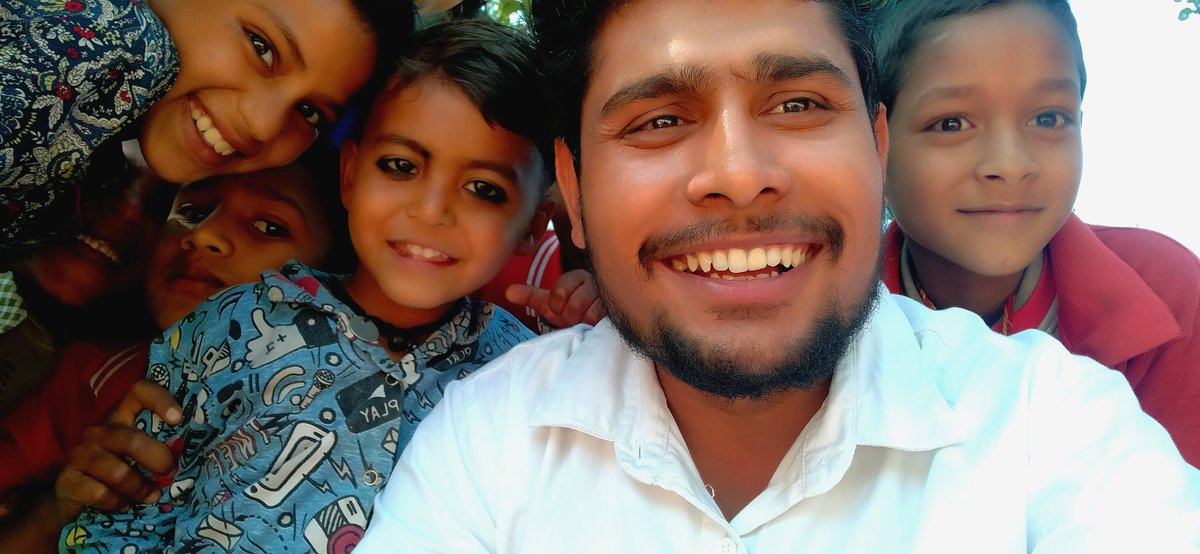 Sagar00291793's tweet photo. किसी के वास्ते हो तेरे दिल में प्यार ।। जीना इसी का नाम है ।।
.
.
.
.
.
.
.
.
.
.
.
.
.
#masti #mastitime😉 #student #life #pyaar #pyaarebache❤ https://t.co/hDR9RoTCtL