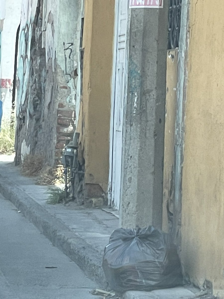 Como cada martes, este día hablaremos en <a href="/_enlinea/">Noticieros En Línea</a> con <a href="/irisbanuelos/">Iris Bañuelos</a> respecto a que nos dice el centro de la ciudad de León y su estado de abandono #mexicokafka