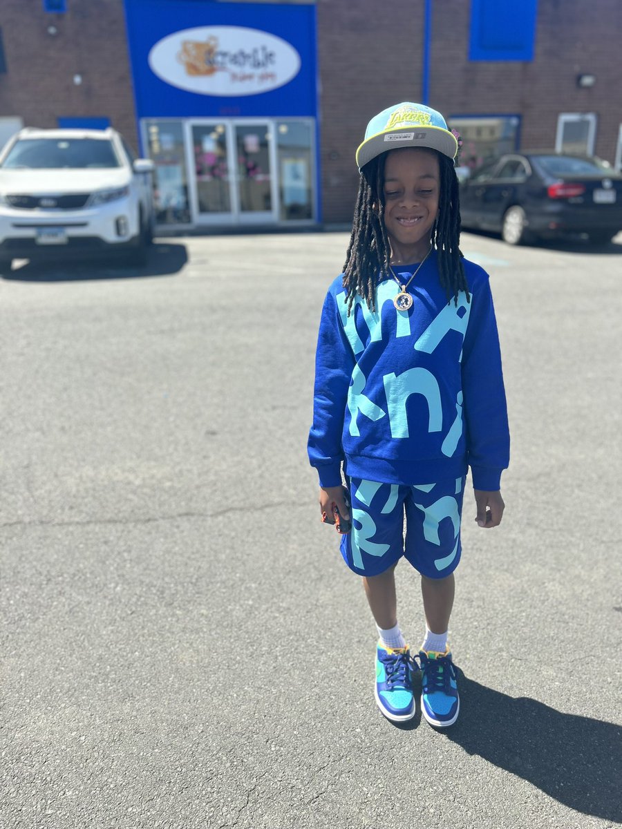 _kxngshit's tweet photo. In April we wear blue🫶🏽💙 Happy birthday baby 🥳💕 #AutismAcceptanceMonth 🧩💙 https://t.co/1zCrFbxF3G