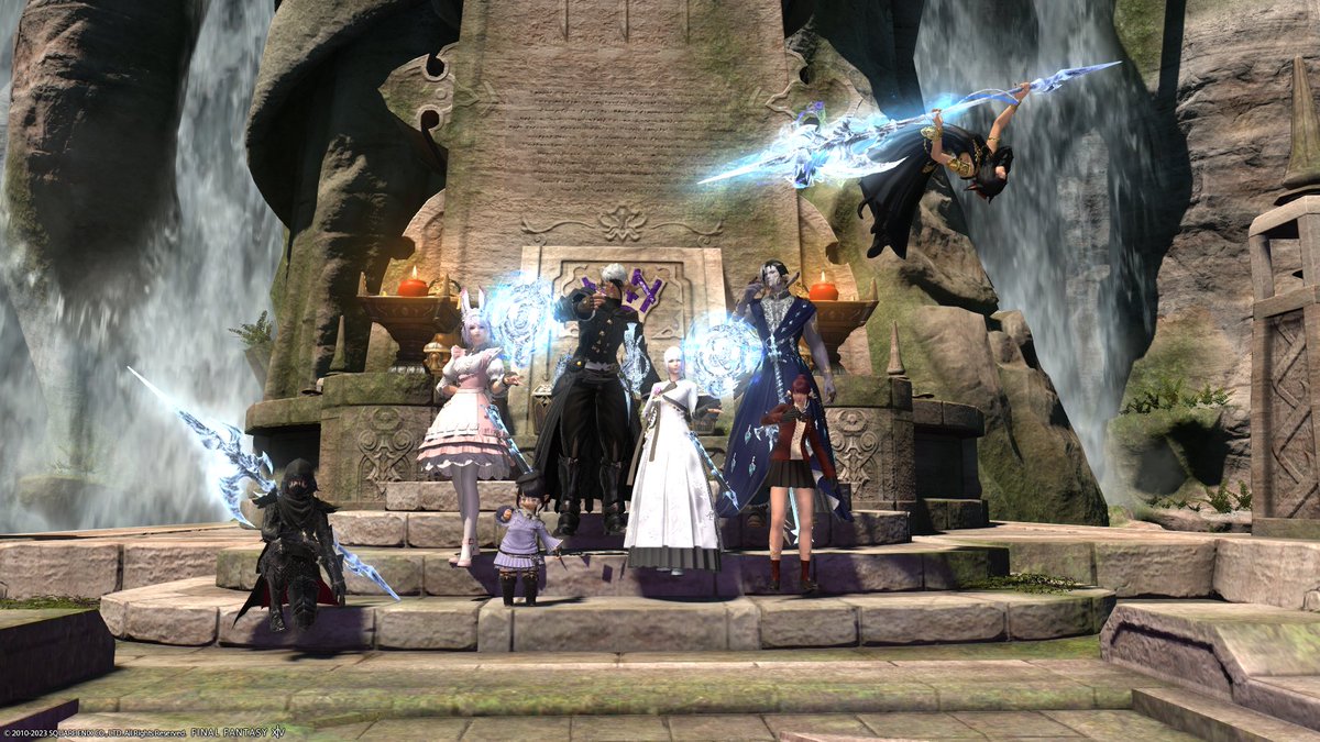 DonutBunnie_'s tweet photo. First Pull of the day   is   Best Pull of the day

Last night was wild! Deep Dungeon Crew kicked Ultima Weapon's butt in the first pull. I love these beans 😊 https://t.co/BbirA1Btcr