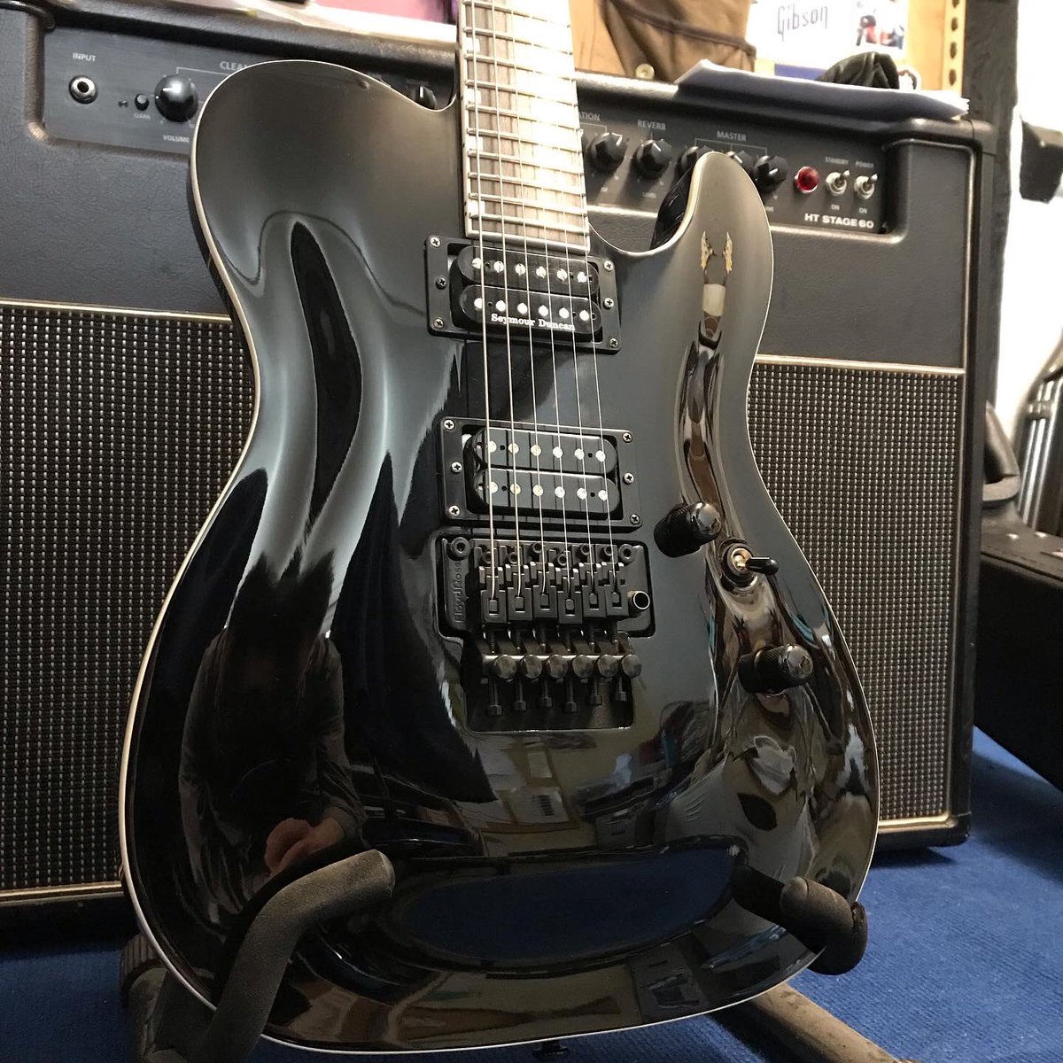 ABGuitartech's tweet photo. A super shiny LTD Eclipse Custom with a new Dunable Cave Bear humbucker fitted and set up in drop C for maximum metal! Many thanks @joeivory
#teletuesday #tele #esp #espguitars #espltd #espltdguitars #seymourduncan #eclipsecustom #dunable #dunablecavebear #cavebear #guitartech https://t.co/0RWA1xuDL4