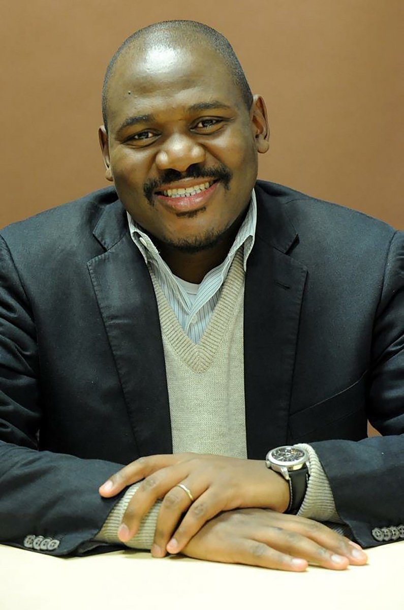 SAfmRadio's tweet image. [ON AIR] In today's #TuesdayTakeOver, Dr Sithembiso Bhengu of @ChrisHaniInst discusses the legacy of Chris Hani as they engage the values of the activist on leadership &amp;amp; education. We are joined by Prof. Prof Mandla J. Radebe of @go2uj on #SAfmViewPoint with @songezomabece