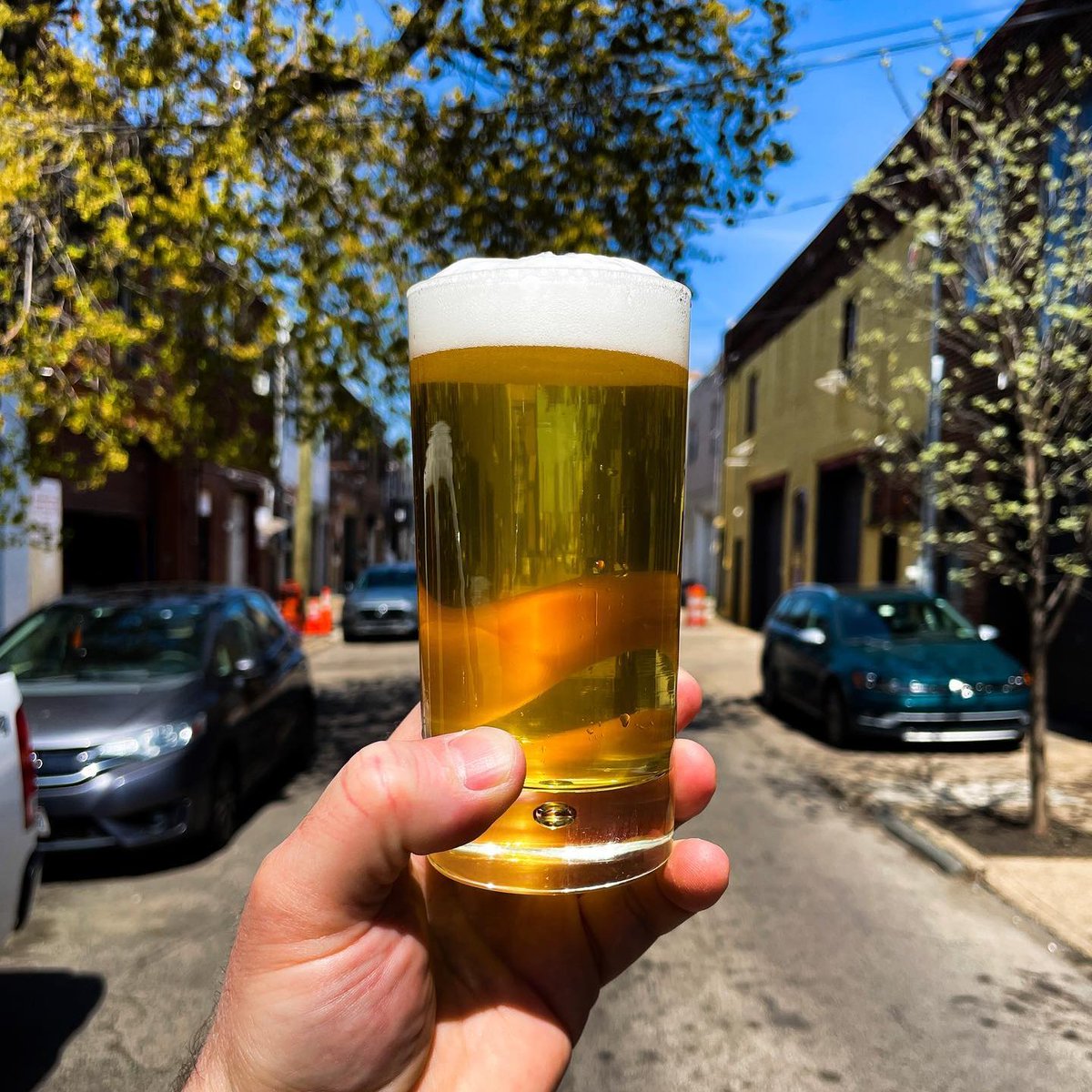SecondDistBrew's tweet image. Today is a beautiful day to enjoy rice lager! 🍚🍺
Bīru Bier (Beer Beer) is a delightfully light and crisp Japanese style rice lager. Brewed with what is becoming one of our favorite pils malts and 1/3 rice in the mash 🤌