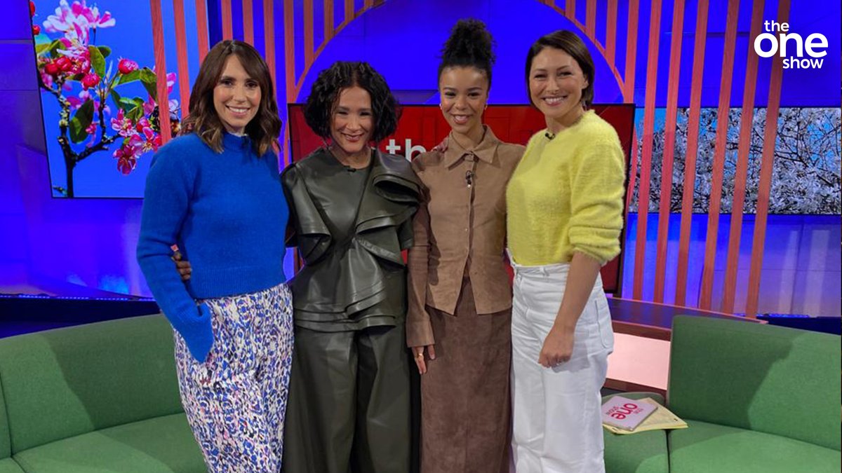 BBCTheOneShow's tweet photo. 😍 We're still not over today's show 🤯  

🤗 Thanks to our guests @JoeJonas, @NickJonas and @KevinJonas of the @JonasBrothers and @GoldaRosh and India Amarteifio for joining us on #TheOneShow 💚  

Missed tonight's episode? 🤦‍♀️ Catch up on @BBCiPlayer 👉 https://t.co/PF4bd4OK7B https://t.co/xENi3pVMlP