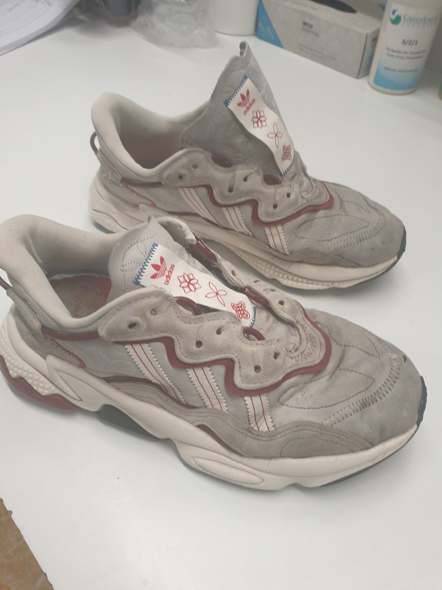 These are the dirtiest pair of trainers I have done.Branch 6130 <a href="/JamesTCobbler/">James Timpson</a> <a href="/CobblerCare/">TimpsonCustomerCare</a> <a href="/leecapw1/">Lee Partlow</a> <a href="/TimpsonNews/">Timpson Group News</a>