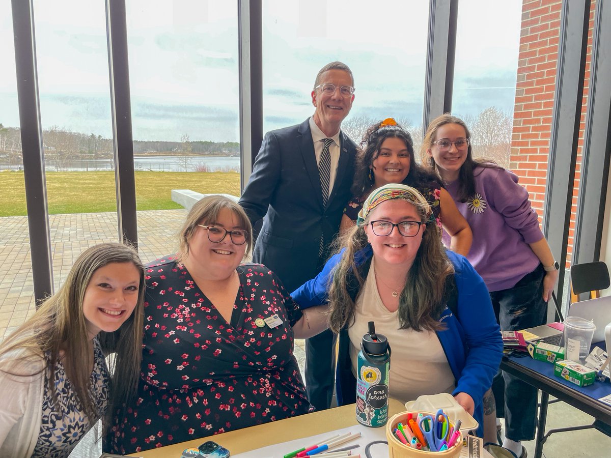 JamesHerbert's tweet photo. Thanks to the Office of Recreation and Wellness for sponsoring #freshcheckday on the Biddeford campus. Lots of interesting and informative ideas and activities for promoting well-being were on display. https://t.co/hJsSGuww21