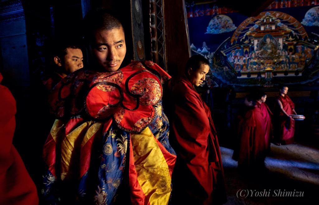 Bhutanese monk's ritual dances are a means of connecting with the divine and spiritual purification. #Bhutan #photography #travelphotography #PhotographyIsArt #vss365 #nft #NFTs #fujifilm_xseries @FujifilmX_US @ThePhotoHour @TPGallery @tourismbhutan