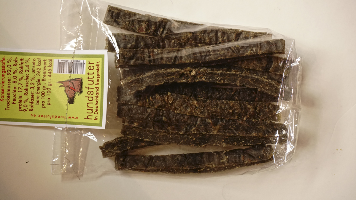 InfoHundsfutter's tweet photo. All #snacks and #supersnacks from #hundsfutter are made from #high-#quality and #selected #ingredients that #make an #important #contribution to the ##dog's diet. https://t.co/bhDSBBYPwm