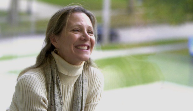Kent State School of Media and Journalism (@kentstatemdj) on Twitter photo Assistant Professor and filmmaker Dana White is an Individual Excellence Award recipient from <a href="/OhioArtsCouncil/">Ohio Arts Council</a> for 2023 🎬
Read more about her work and this honor: kent.edu/mdj/news/profe… Assistant Professor and filmmaker Dana White is an Individual Excellence Award recipient from <a href="/OhioArtsCouncil/">Ohio Arts Council</a> for 2023 🎬
Read more about her work and this honor: kent.edu/mdj/news/profe…