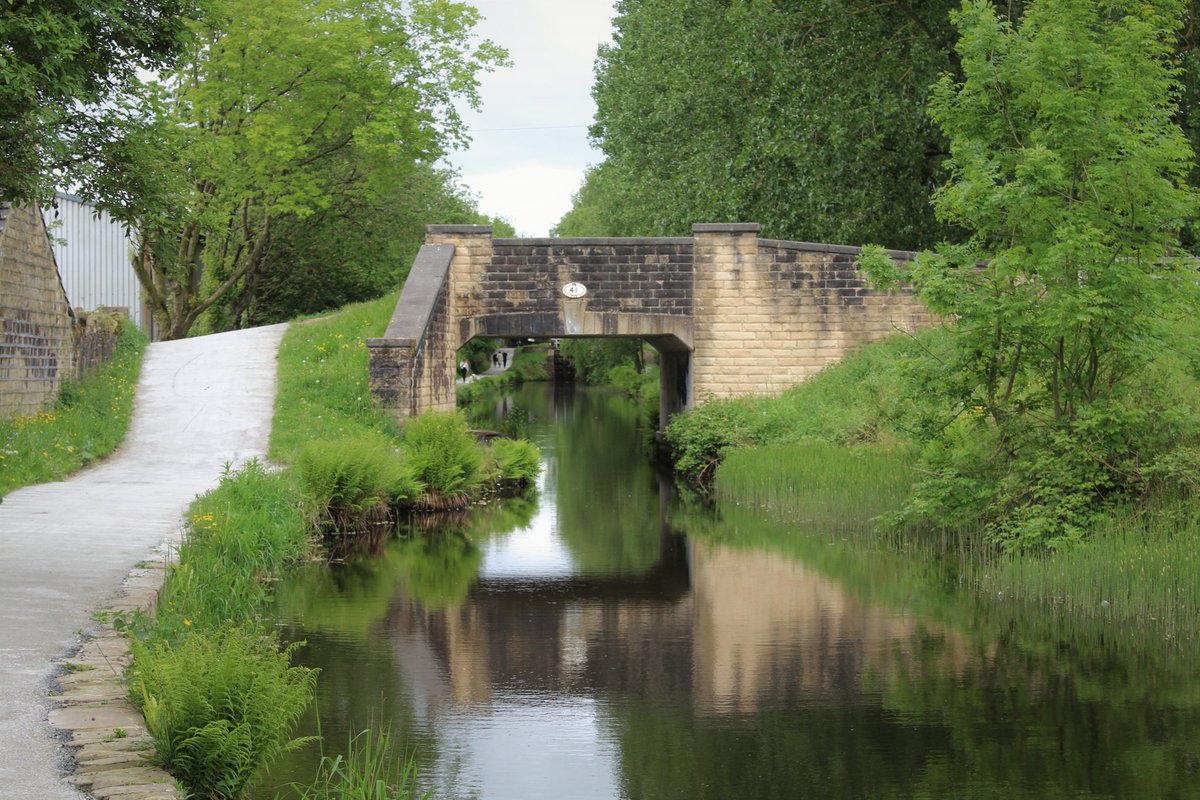 BridgesCanal's tweet image. Lees Mill Bridge No 41 .. Huddersfield Narrow Canal #Slaithwaite #ColneValley @CanalRiverTrust #canalbridge #canalwalk