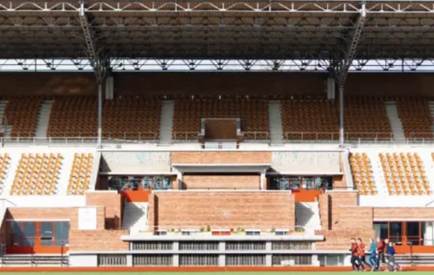 De Eenheid Amsterdam komt 24 uur in beweging voor Stichting ALS. Donderdag 13 april zal het startschot om 14 uur klinken in het Olympisch Stadion.
Collega’s van de eenheid Amsterdam zullen dan in estafettevorm 24 uur gaan hardlopen en wandelen.