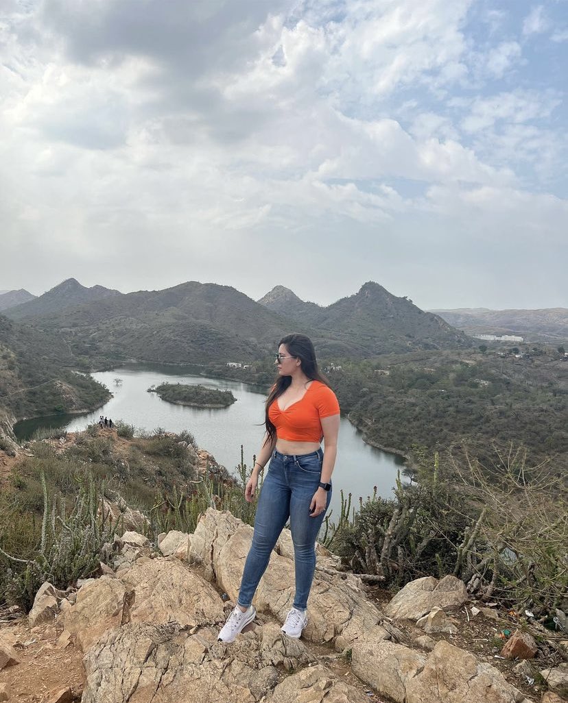 SaraKanwal_69's tweet photo. My favorite colour is orange.
Yours ?

#orange #favorite #colour #color #OrangeArmy #tuesdayvibe https://t.co/5ySYhuhKRg